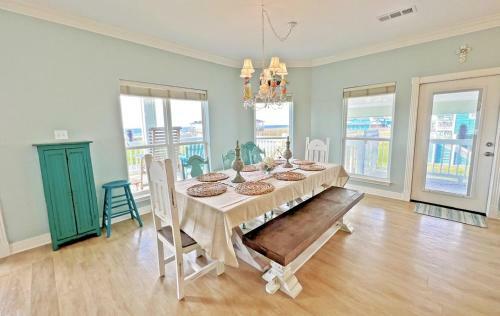 The Green Seahorse Home