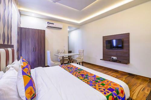 Fabhotel World Link