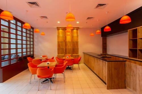 Hotel Urban Express Homtel - Serpong