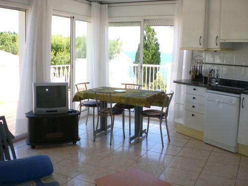 Apartment Palmiers III Llan��