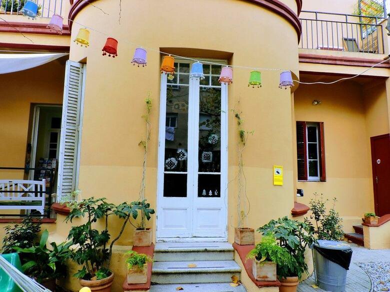 Hostal Feetup Garden House