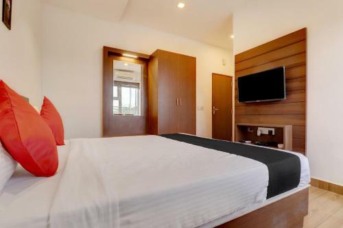 Capital O 43639 Hotel Sri Alok Park