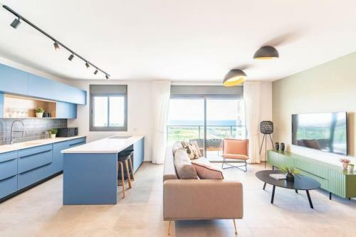 Apartamento Bright Sunny Holiday Home With Sea Views