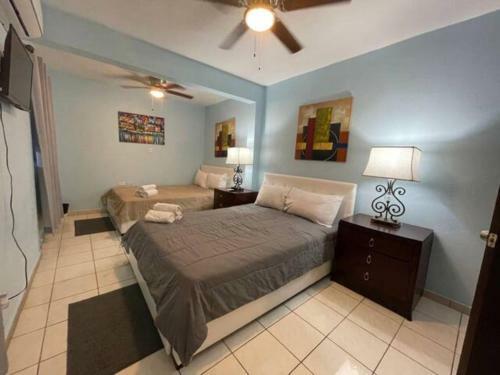 Large 8br Sleeps 38 People With Over 3000 Sq Ft