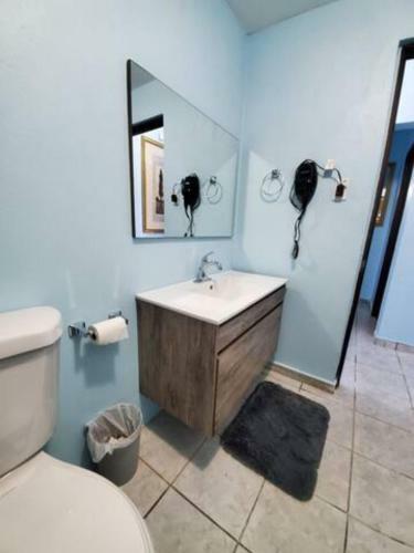 Large 8br Sleeps 38 People With Over 3000 Sq Ft