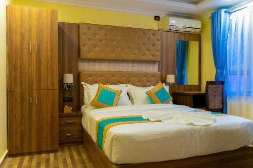 Grand Yak Boutique Hotel