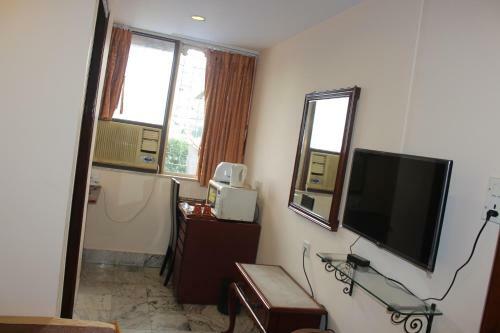 Service Apartment, Park Street, Calcutta