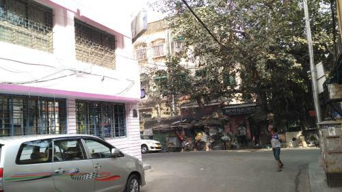 Service Apartment, Park Street, Calcutta
