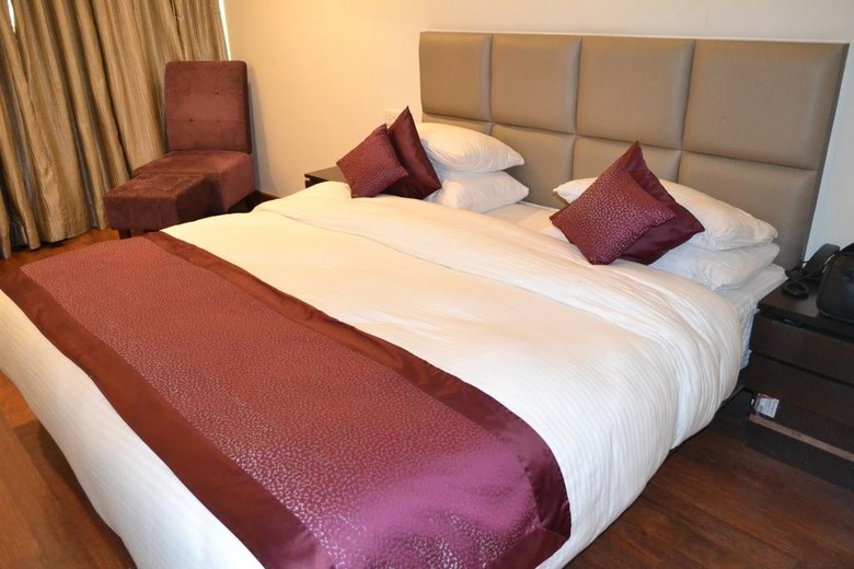 Hotel Sobti Continental Bareilly