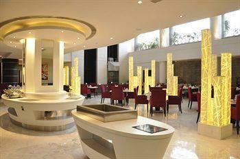 Hotel Park Plaza Chandigarh