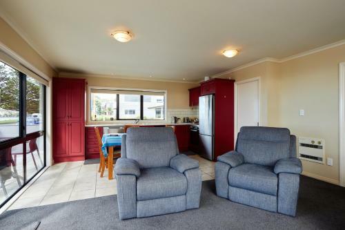 Paradise Inn - Kaikoura Holiday Home