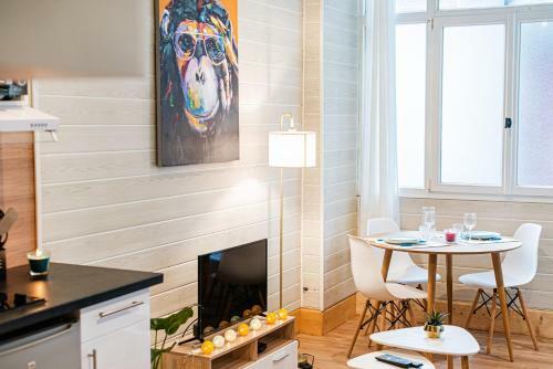 Apartamento Centre Historique - Cour Priv�e - Arriv�e Autonome