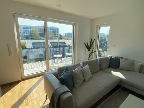 Apartamento 2bd Designer Apt. 134m2 In Strassen
