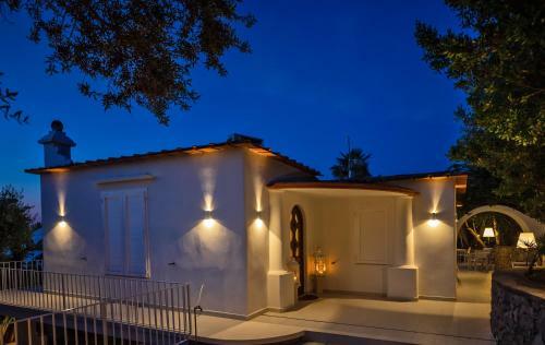 Hostal Capri Blue Luxury Villa Le Tre Monelle