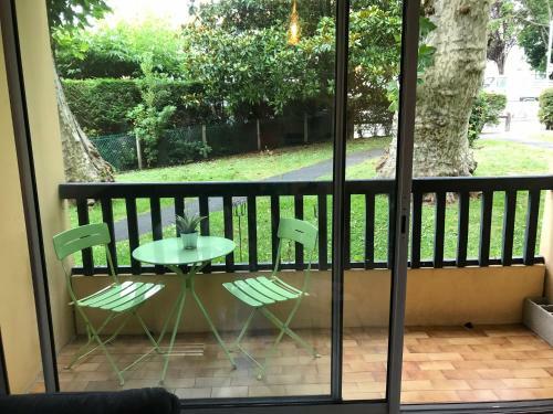 Apartamento Studio Entre La Place Des 5 Cantons Et La Plage