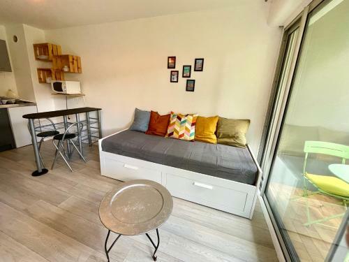 Apartamento Studio Entre La Place Des 5 Cantons Et La Plage