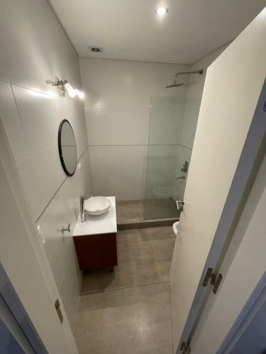 Apartamento Departamento 2 Ambientes Con Cochera Privada