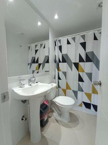 Apartamento Hermoso Dpto Entre Bosque Y Piscina.