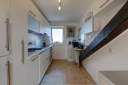 Two-bedroom Apartment Ljubljana Erjavceva