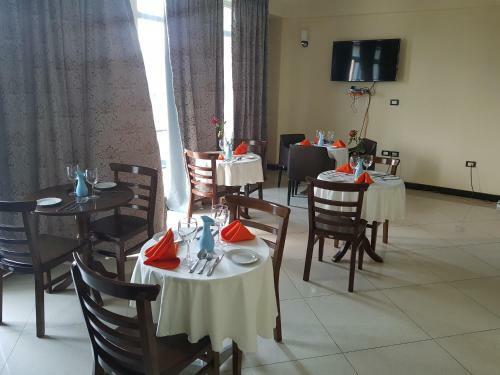T.m.y Hotel