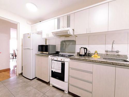 Nice Apartment In Pardo Av. Miraflores With Pool & Gym!