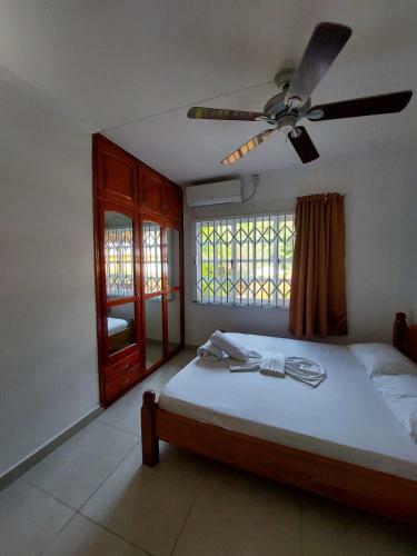 Beau Vallon Villa Self Catering With Pool