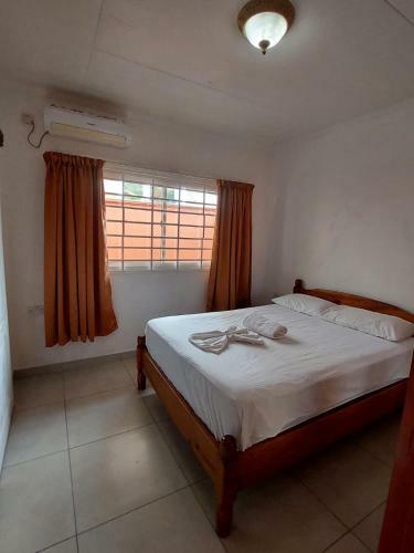 Beau Vallon Villa Self Catering With Pool
