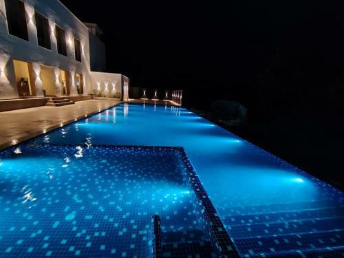 Hotel Bindiga Peak Resorts