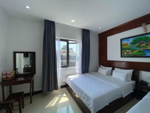Quang H?ng Hotel
