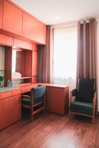 Halong & Me Hometel Double Room