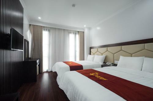 Holiday Hotel Halong Bay