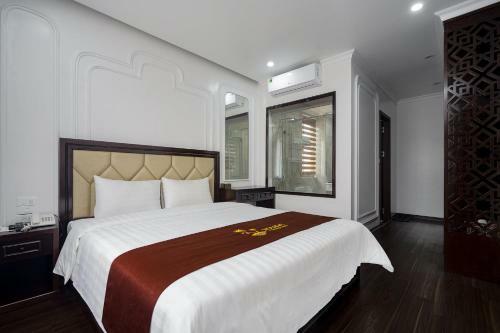 Holiday Hotel Halong Bay