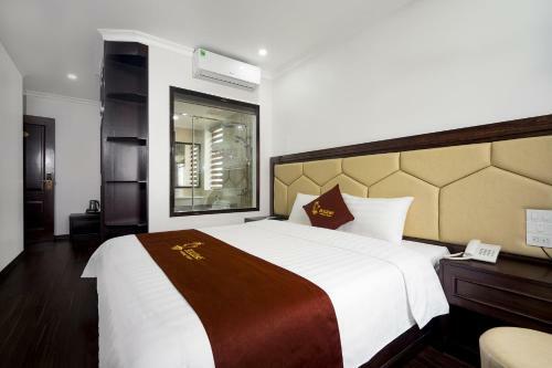 Holiday Hotel Halong Bay