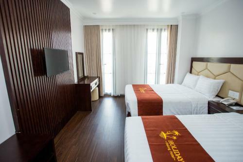 Holiday Hotel Halong Bay