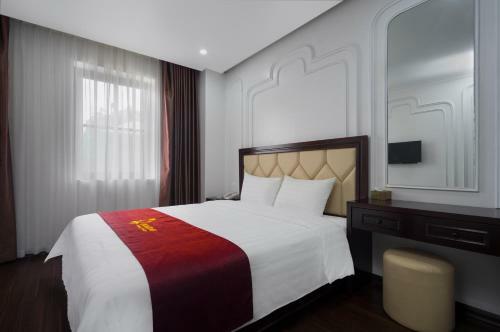 Holiday Hotel Halong Bay