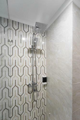 Holiday Hotel Halong Bay