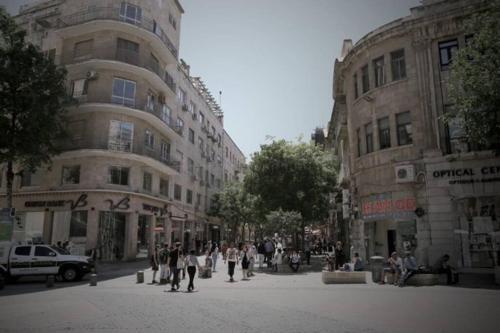 Apartamento Panoramic Balcony // Ben Yehuda // Street View 4
