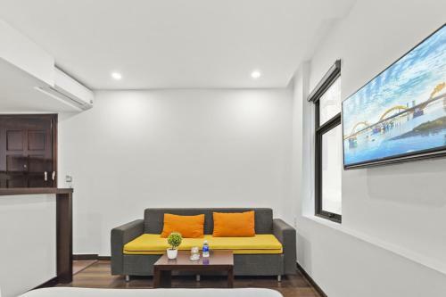 Emily Hotel And Apartment Da Nang