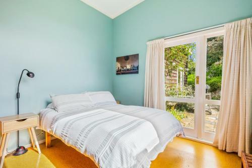 Te Horo Beach Retreat - Te Horo Beach Holiday Home