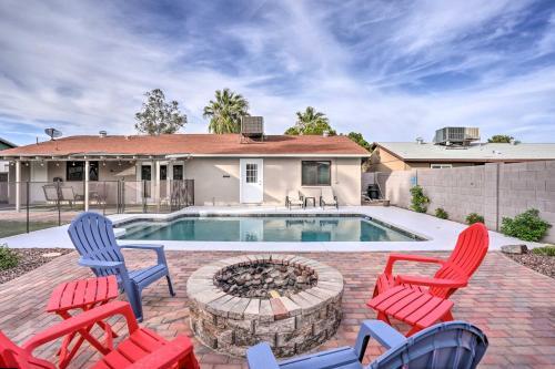 Phoenix Family Home With Pool And Playground!