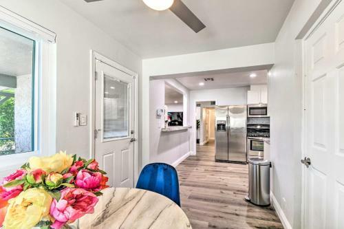 Sunny Phoenix Home With Large Yard And Gas Grill