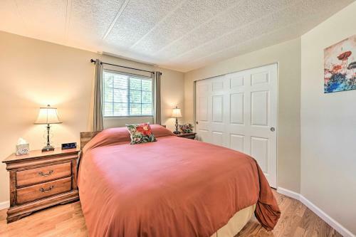 Serene Retreat With Deck, Grill, Trails Nearby!