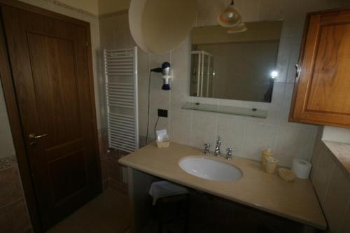Hotel Tavernola - Locanda Di Campagna