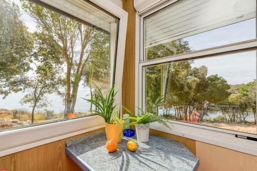 Apartamento Cottage On The Kavran Beach