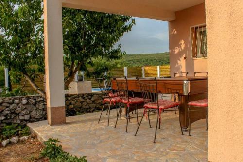 Apartamento Quiet Countryside House With A Swimming Pool