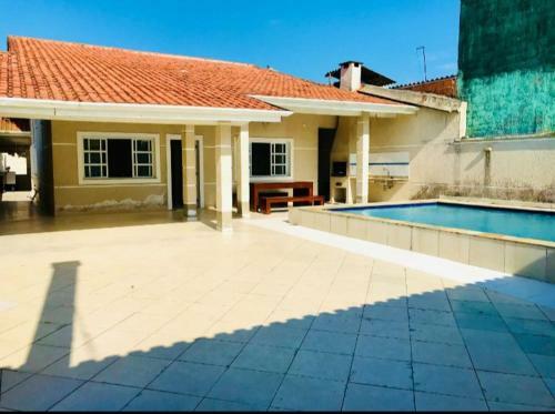 Casa De Praia Com Piscina E Churrasqueira - Indai� Bertioga