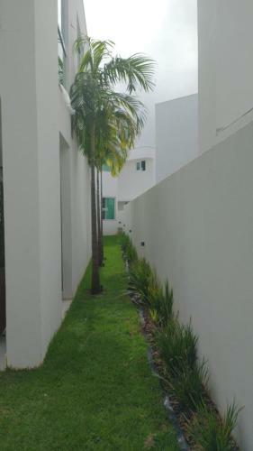 Casa Alto Padr�o 7 Su�tes - Guarajuba