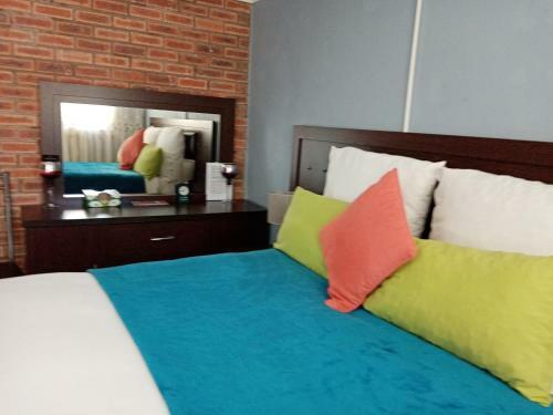 Hostal Isiqalo Guest House