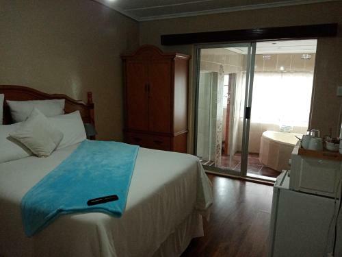 Hostal Isiqalo Guest House