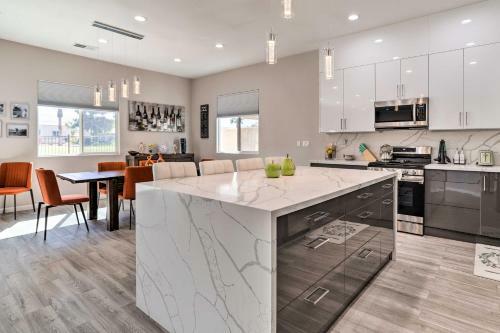 Immaculate Indio House With Private Pool And Spa!